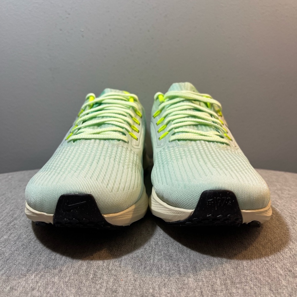 Nike Air Zoom Pegasus 39 Barely Green Running Men's Shoe Size 10 DH4071-301​ - Picture 2 of 11
